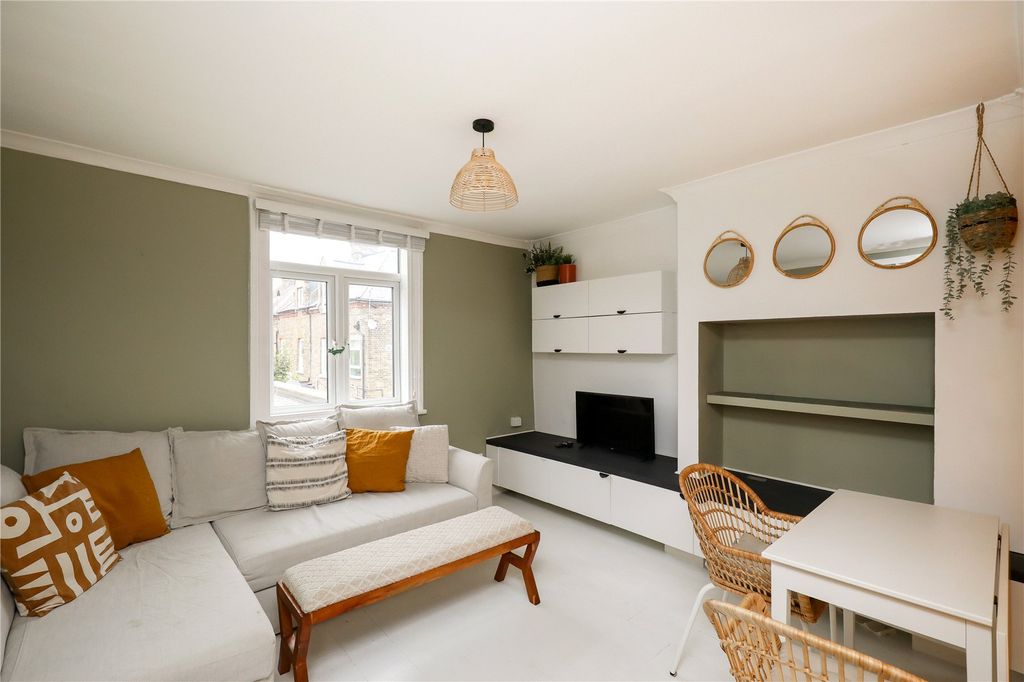 Property photo 1 of 8 Reception Room