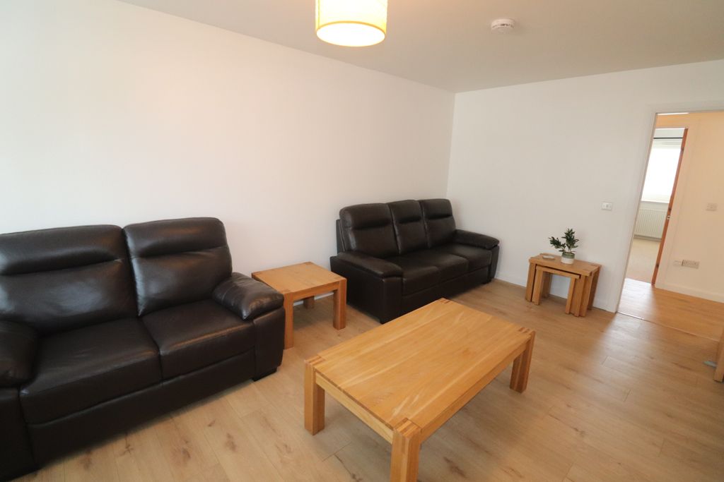 Property photo 2 of 11 Photo 2