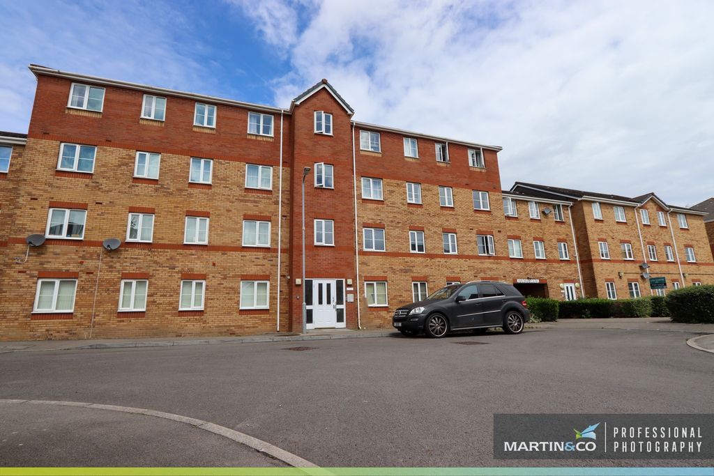 Property photo 1 of 14