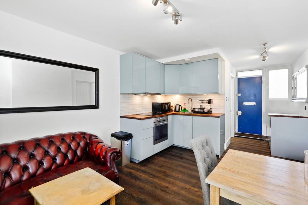 Property photo 2 of 11 3.Jpg