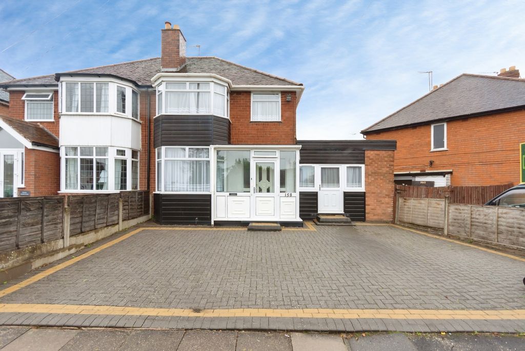 Property photo 1 of 18 Pbox-Img.Jpg