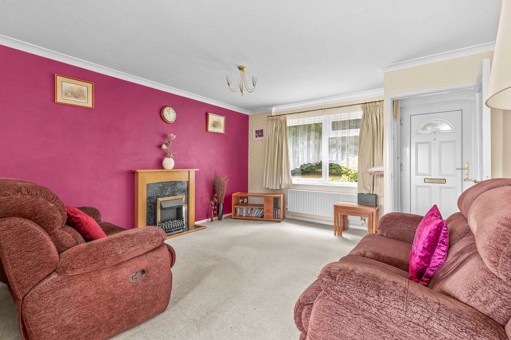 Property photo 3 of 15