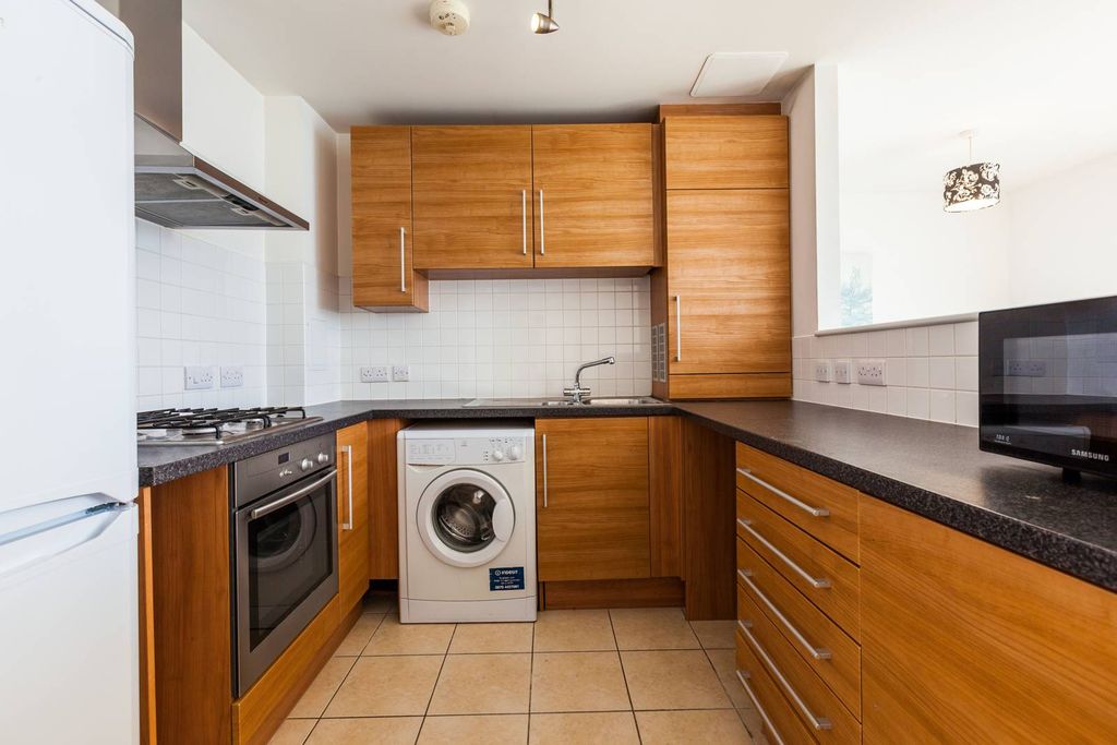 Property photo 3 of 9