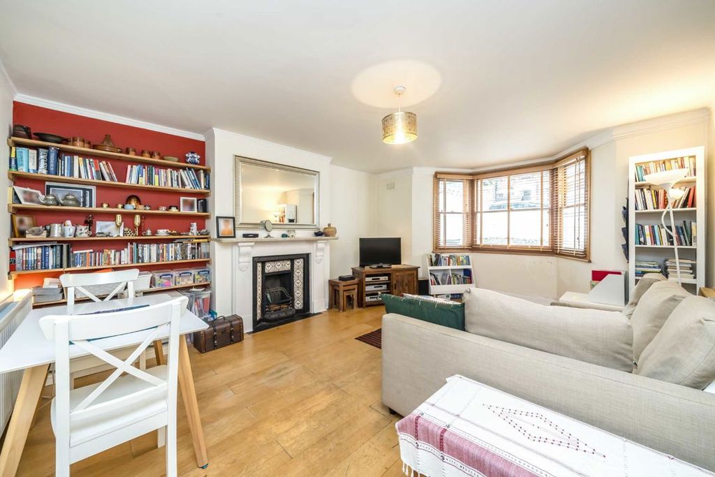Property photo 2 of 6