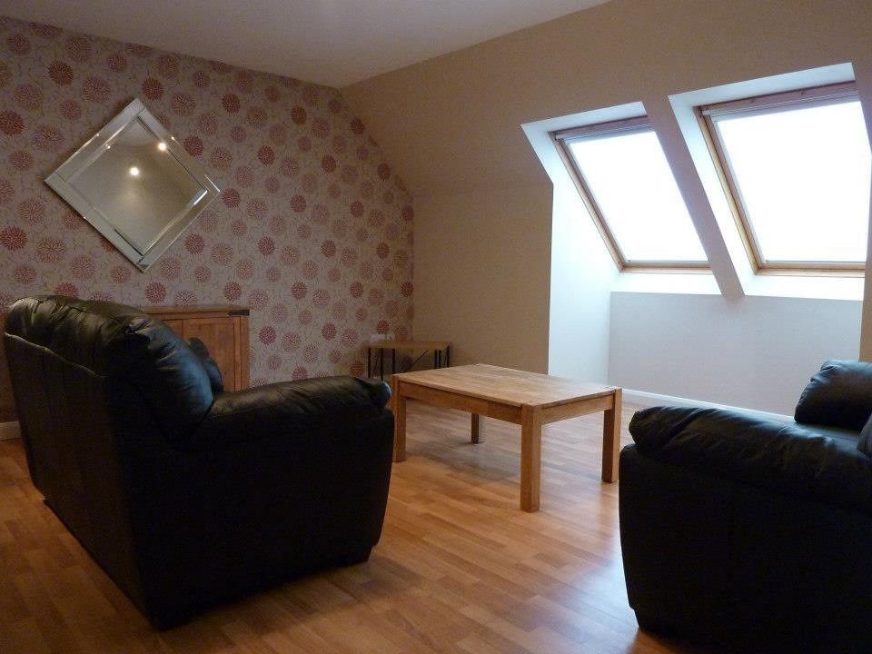 Property photo 2 of 10 Photo 2