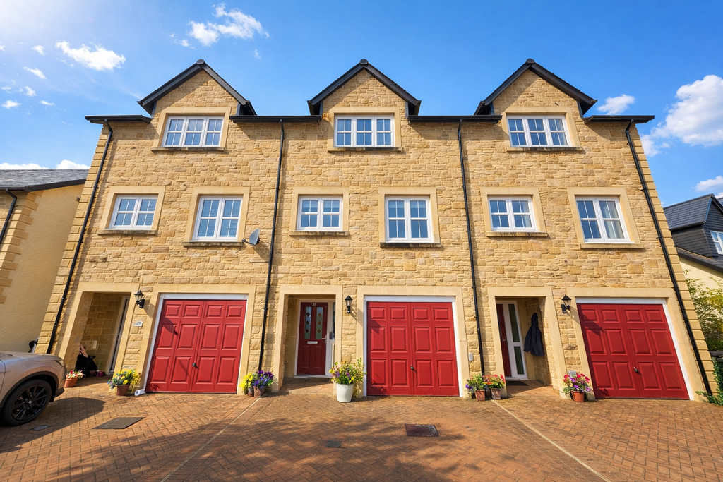 Property photo 1 of 27