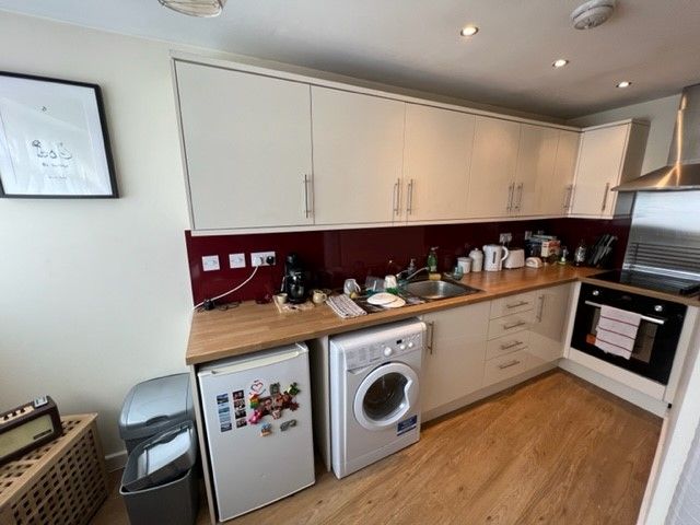 Property photo 3 of 4 Kitchen