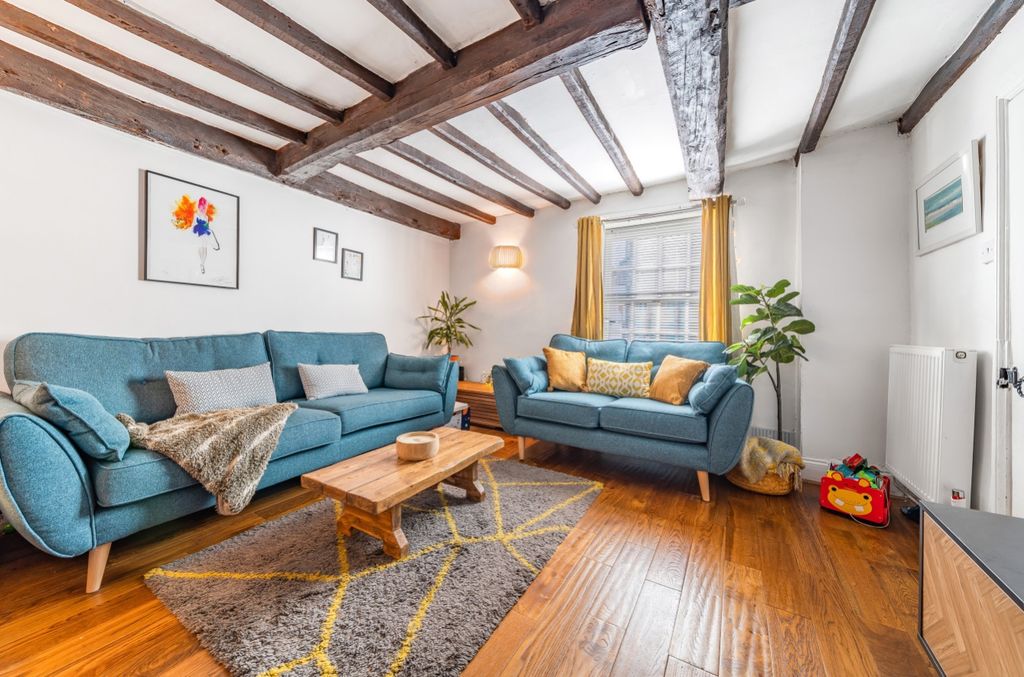 Property photo 2 of 19 949099 (2)