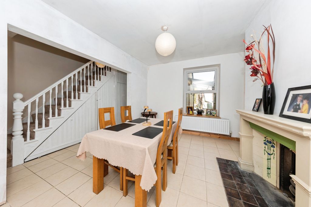 Property photo 3 of 15 Dining Room