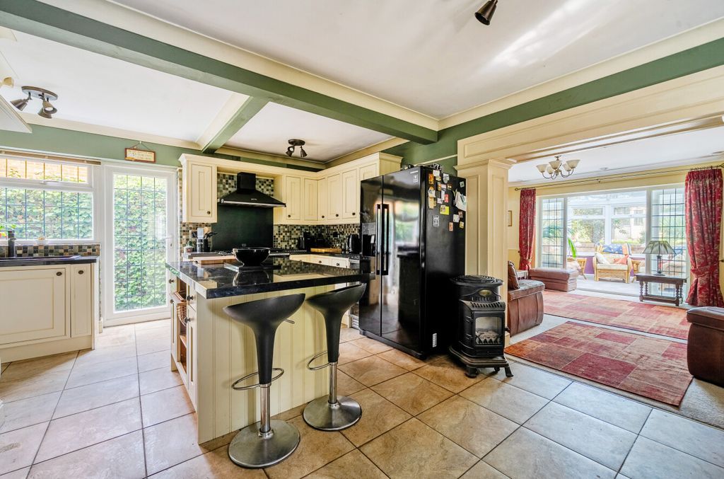 Property photo 3 of 19 1526660-5-1A0Ecef...