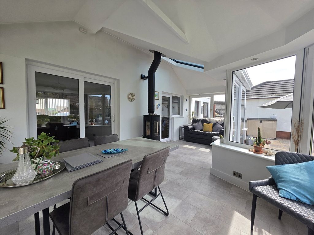 Property photo 2 of 47 Picture No. 35
