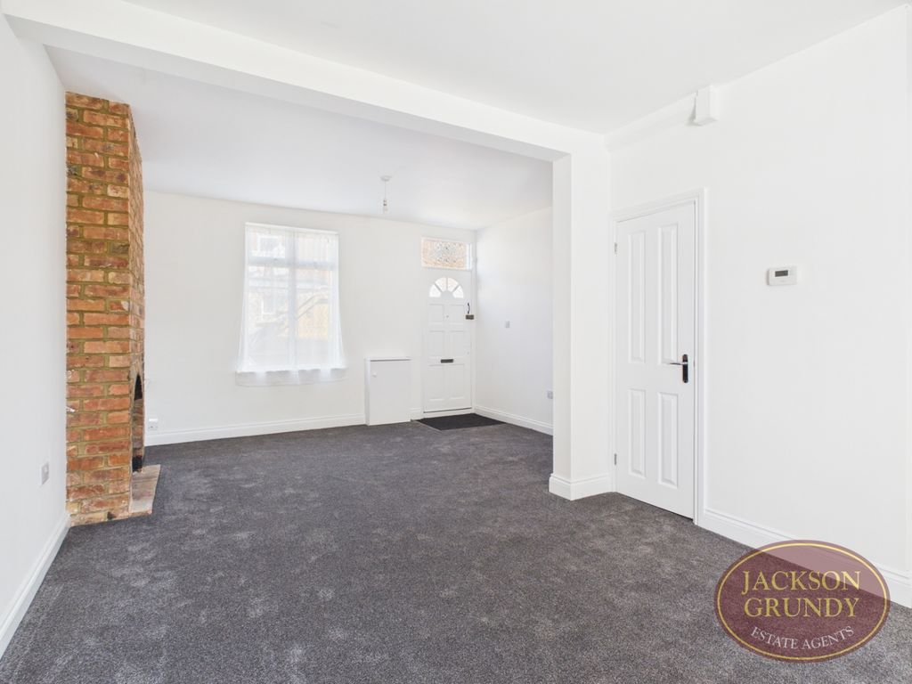 Property photo 3 of 10 Military Road