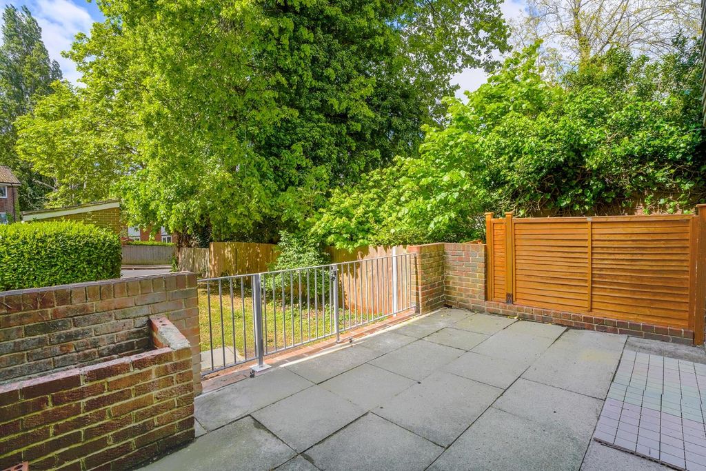 Property photo 3 of 12 Dsc01310-Hdr.Jpg