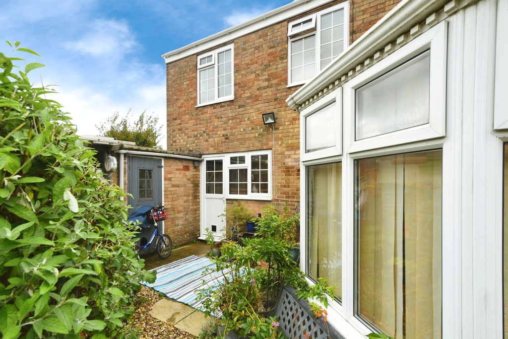 Property photo 2 of 15