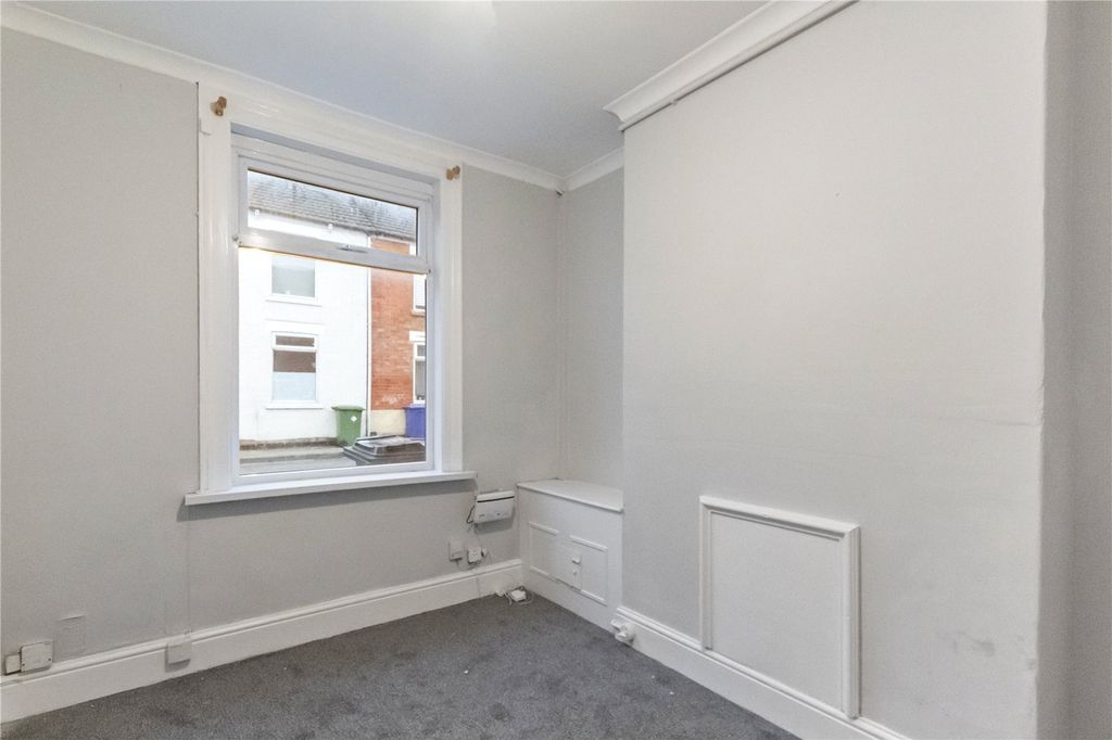 Property photo 3 of 9 Picture No. 10