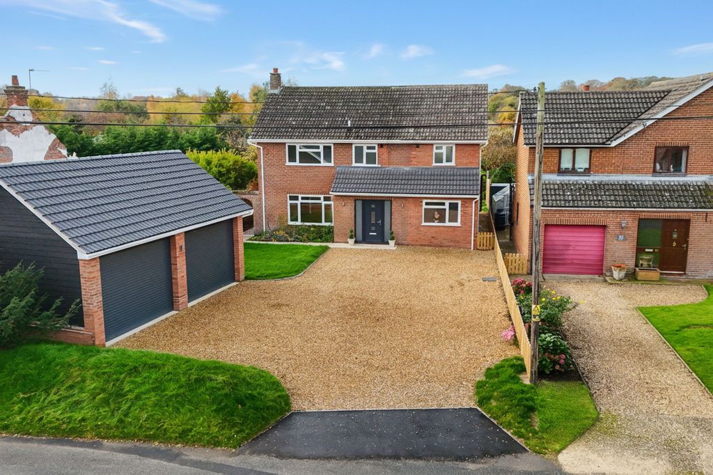 Property photo 1 of 26