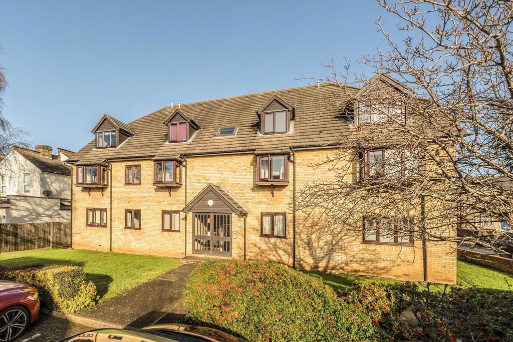 Property photo 1 of 6