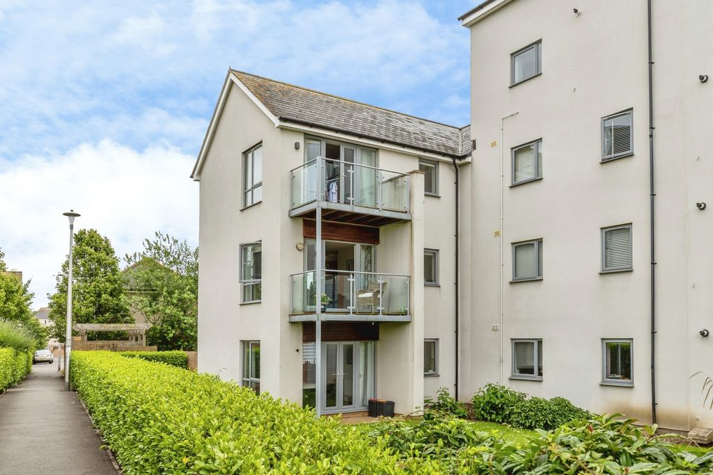 Property photo 1 of 16 Pbox-Img.Jpg