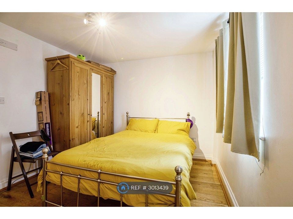 Property photo 2 of 24 First Bedroom With Ensuite