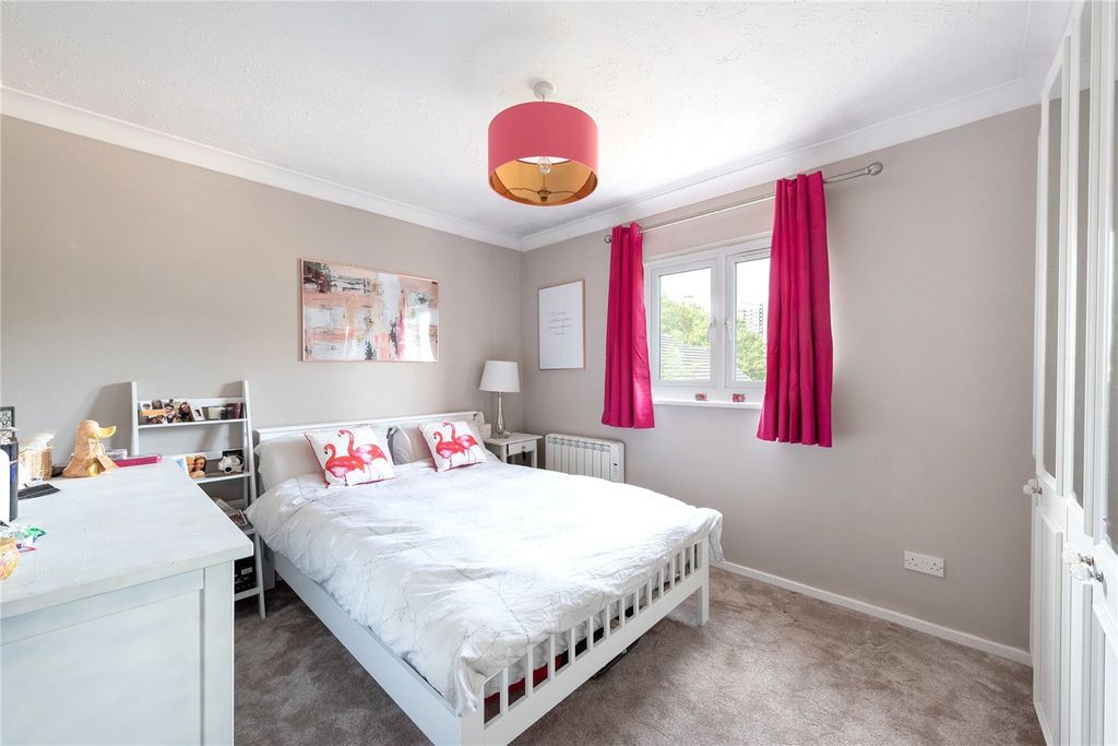 Property photo 3 of 6 Picture No. 07