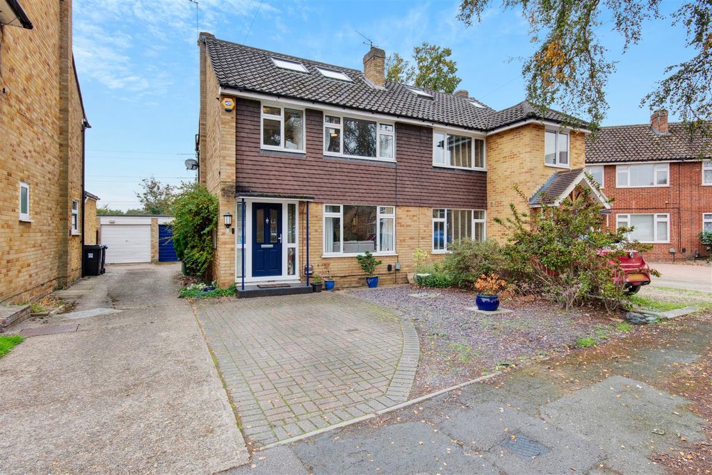 Property photo 1 of 17 2.Jpg