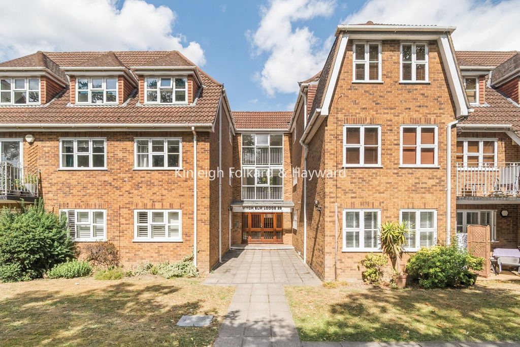 Property photo 1 of 17 Picture No. 06