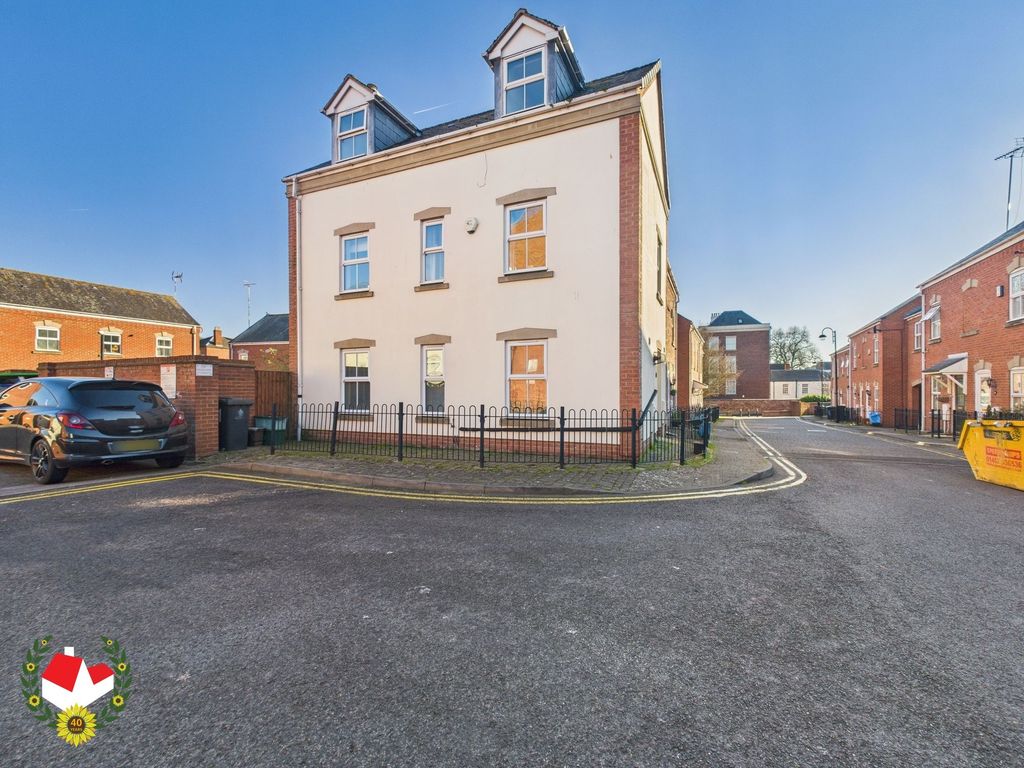 Property photo 1 of 12 Photo 4