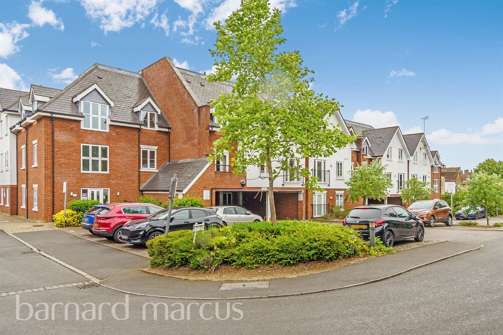 Property photo 1 of 9