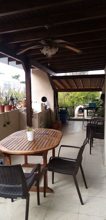 Property photo 1 of 27