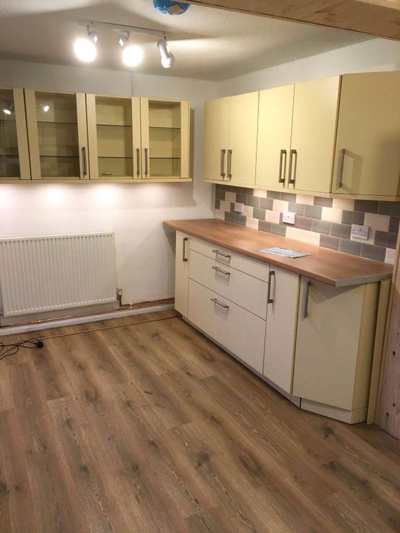 Property photo 2 of 8 Picture No. 10