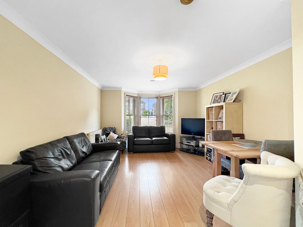 Property photo 2 of 11 75E082A02F7Ed2De5758Df914Ec5A909A5A006d4