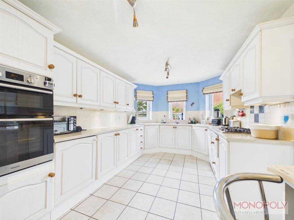 Property photo 2 of 13 Cam03815G0-Pr0460-Still020.Jpg