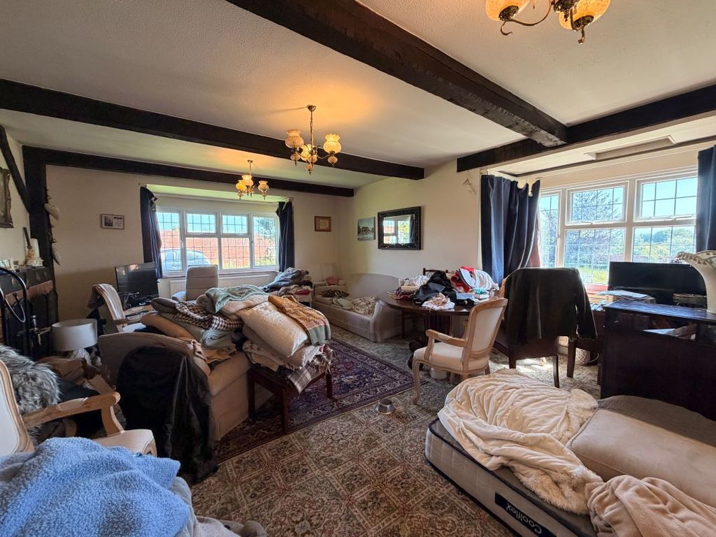 Property photo 3 of 23