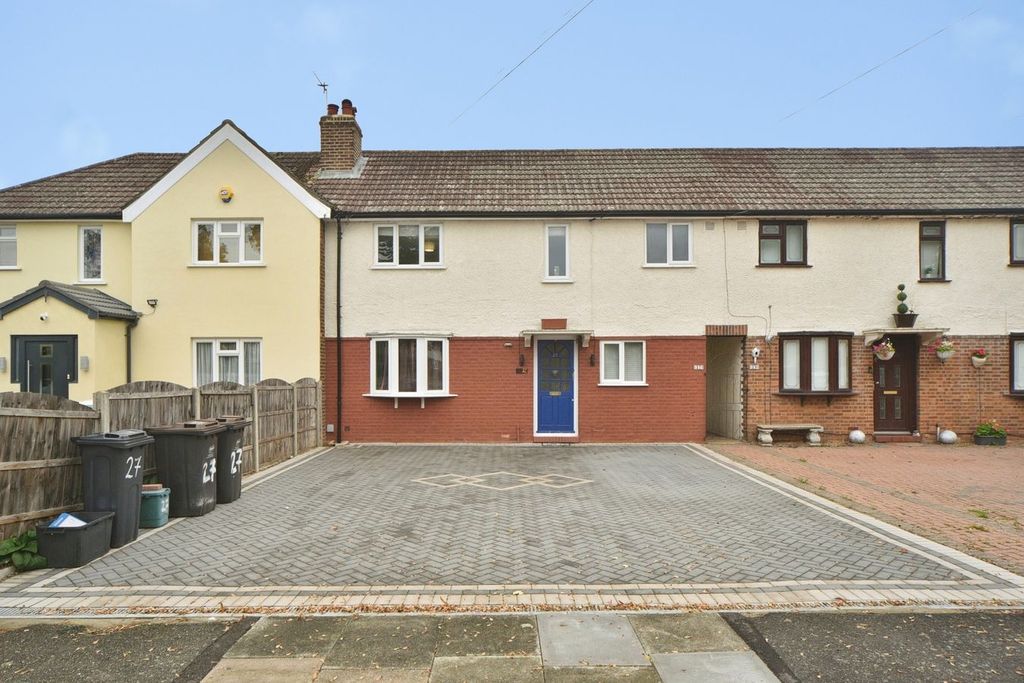 Property photo 1 of 18
