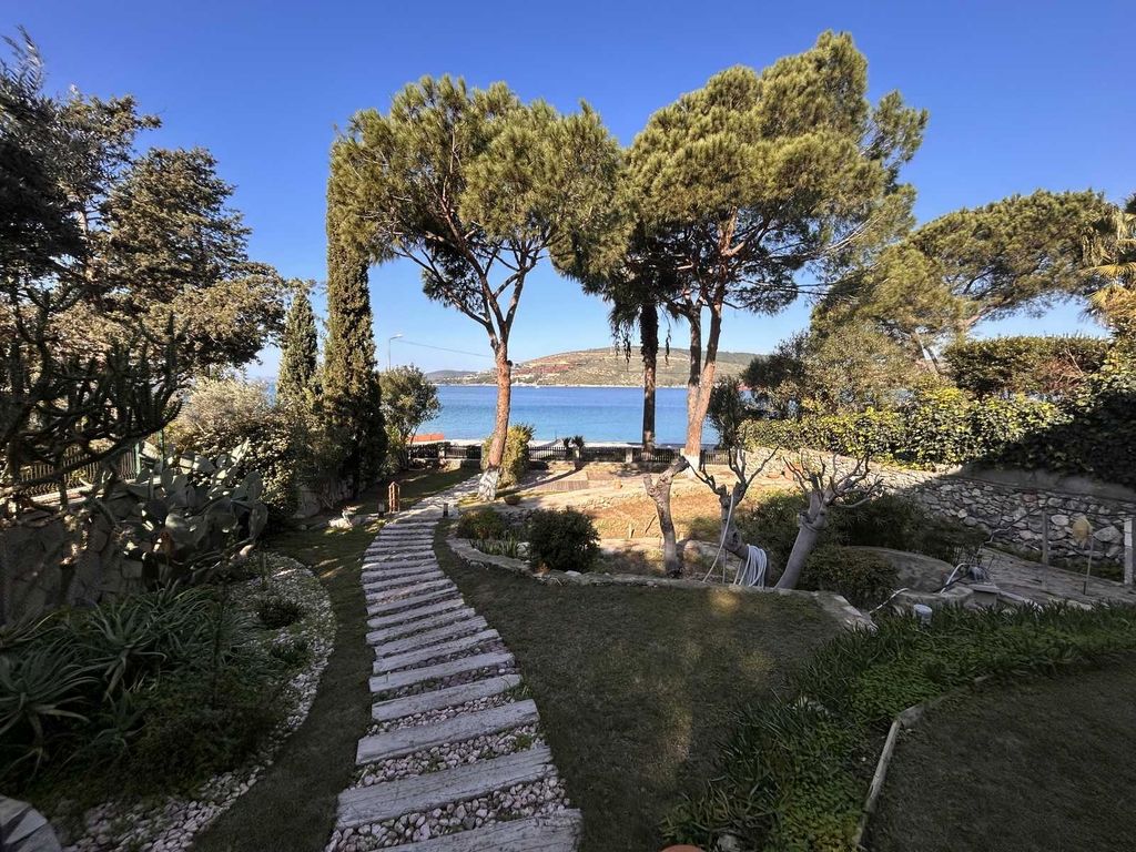 Property photo 3 of 25 Seafront Mansion Plus Guest &amp; Servant Houses In Bodrum For Sale - Private Gardens Leading Down To The Sea With Access
