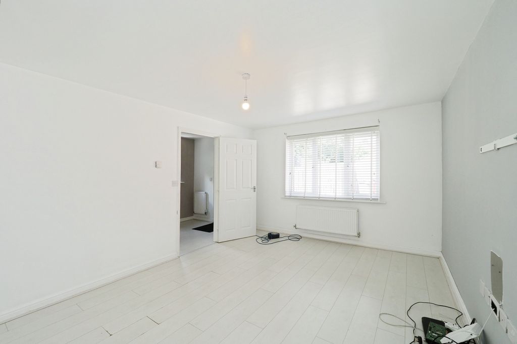 Property photo 3 of 20 Large Lounge, Bright And Airy