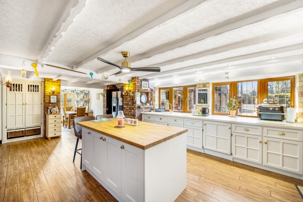 Property photo 3 of 56 Sunshine House (Orby)-43