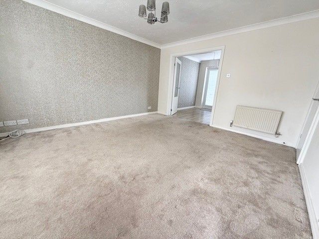 Property photo 2 of 11 Photo