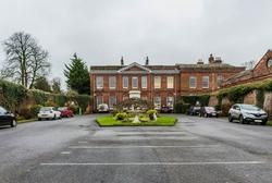 Property photo 1 of 3