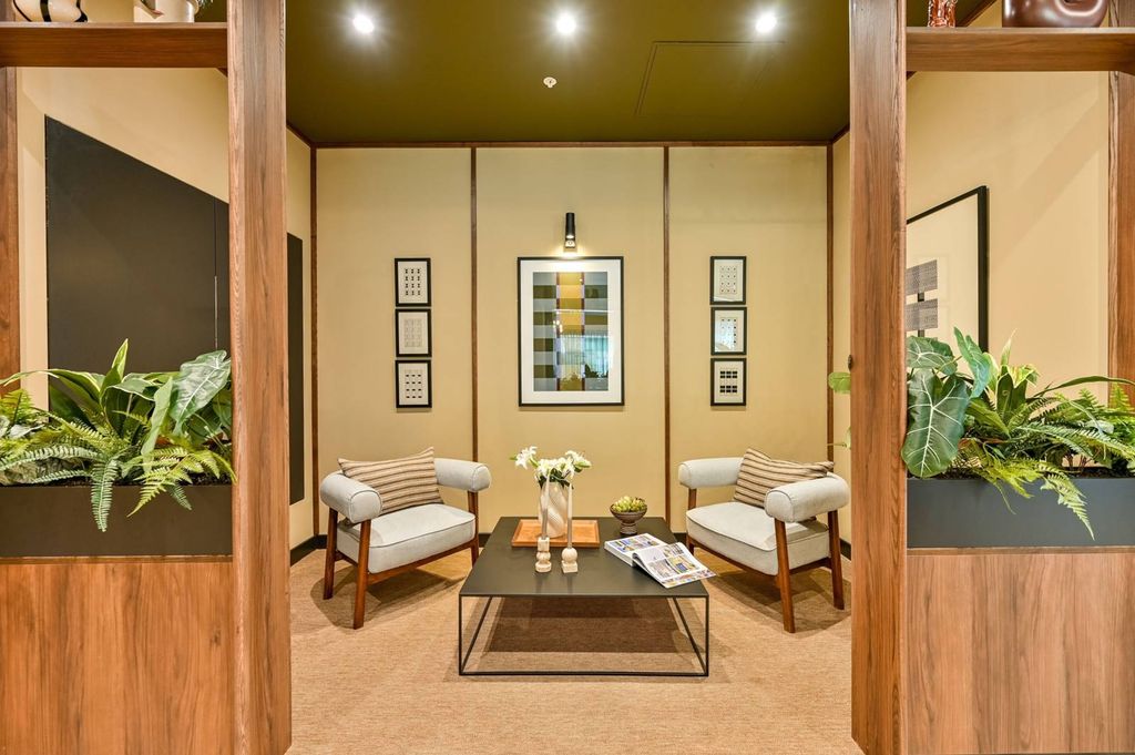 Property photo 1 of 39