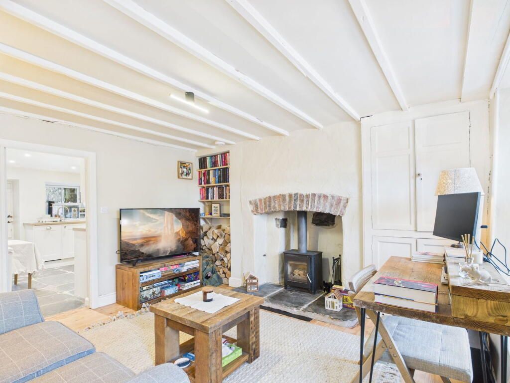 Property photo 2 of 16