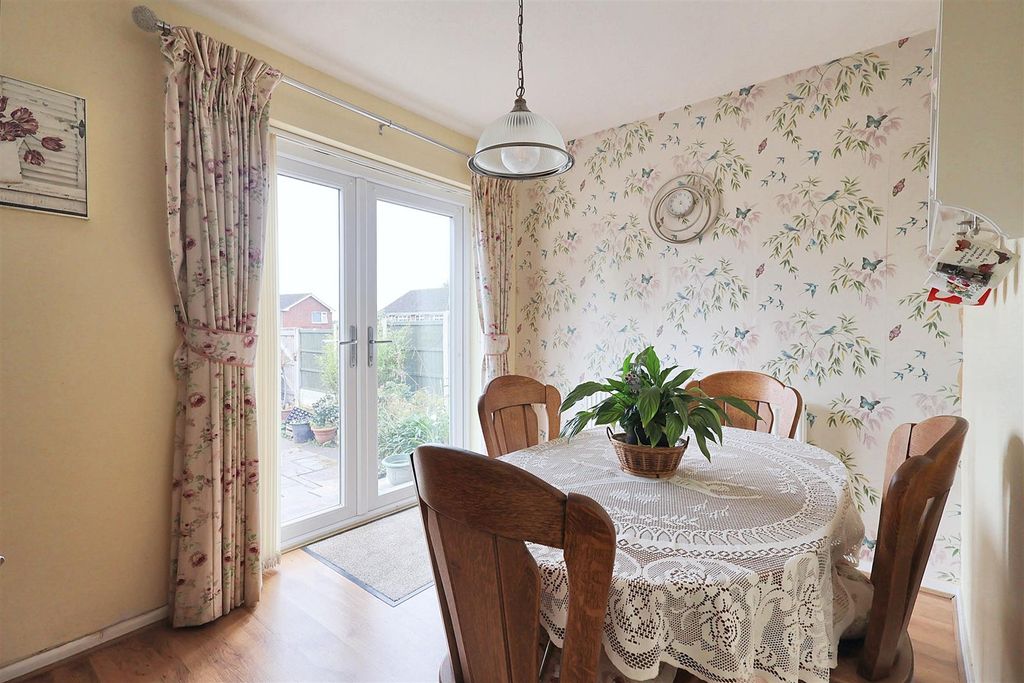 Property photo 3 of 18 Img_2030.Jpg