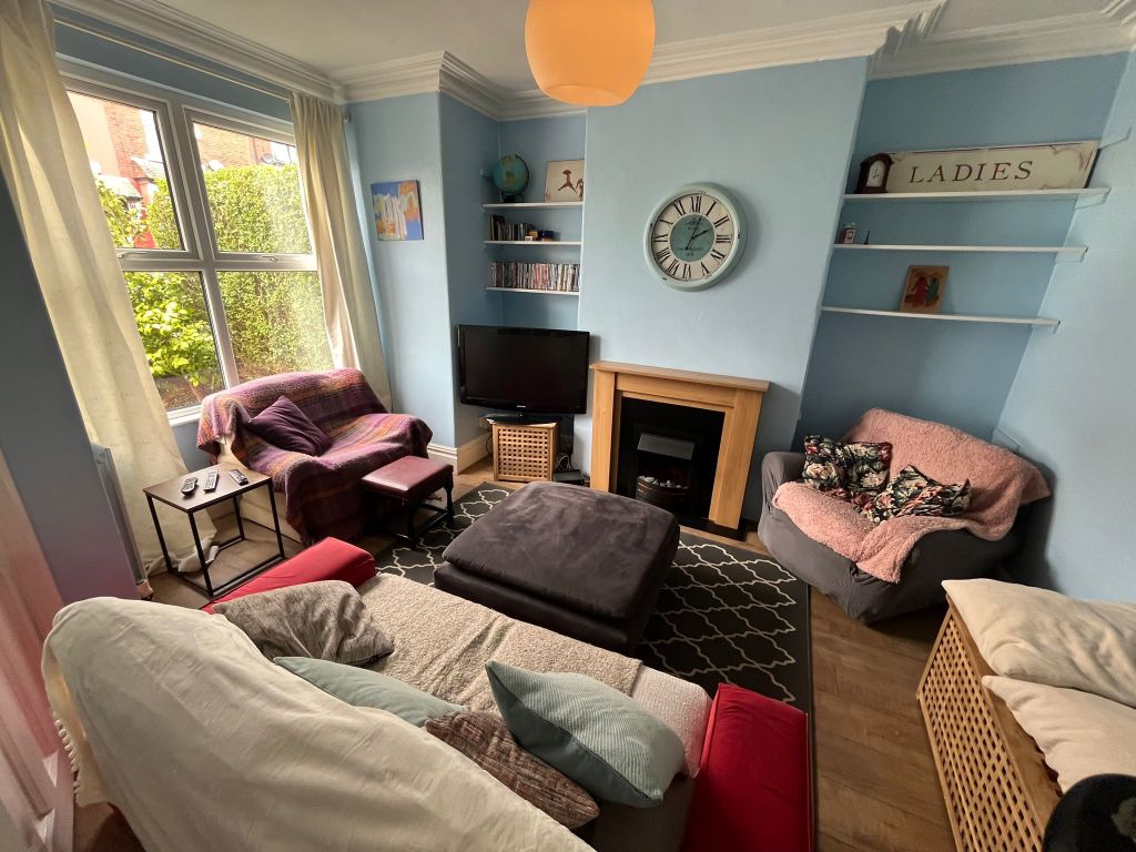 Property photo 2 of 7