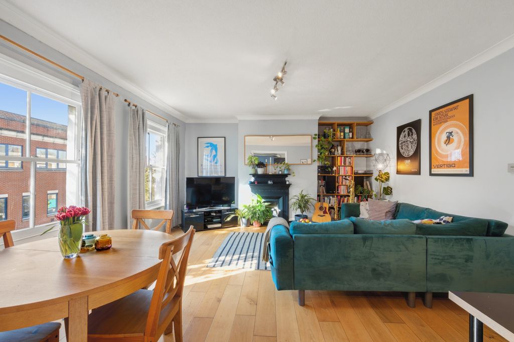 Property photo 2 of 12 Picture No. 02