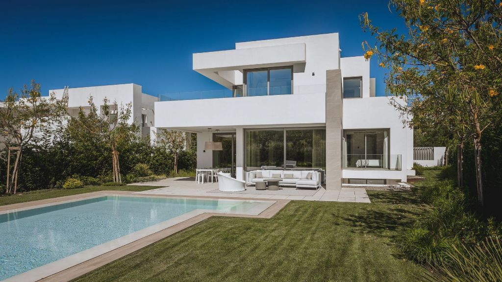 Property photo 1 of 19
