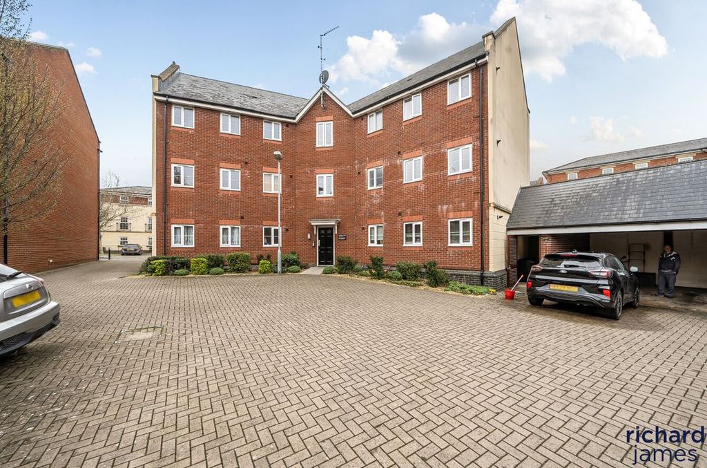 Property photo 1 of 18 4d86581209914590Aba07A890Fe47704