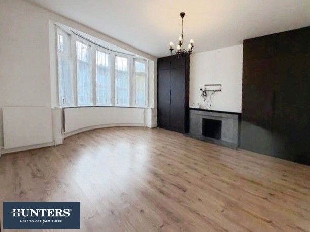 Property photo 3 of 7 Pbox-Img.Jpg