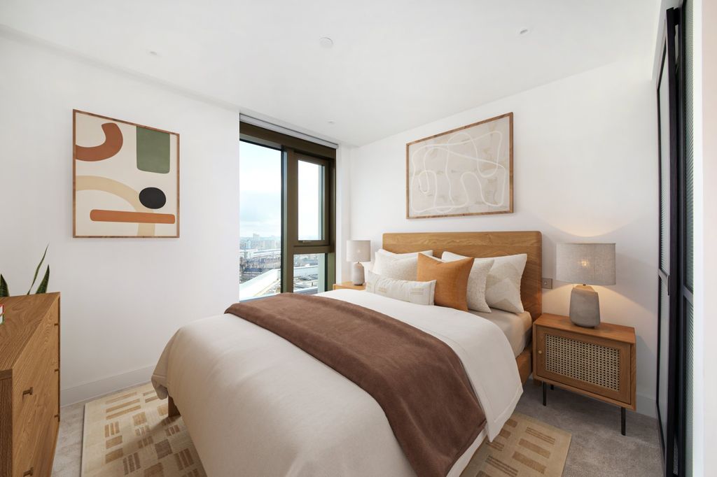 Property photo 2 of 8