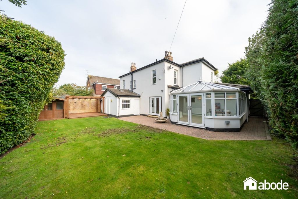 Property photo 2 of 36 Dsc02057-Hdr.Jpg