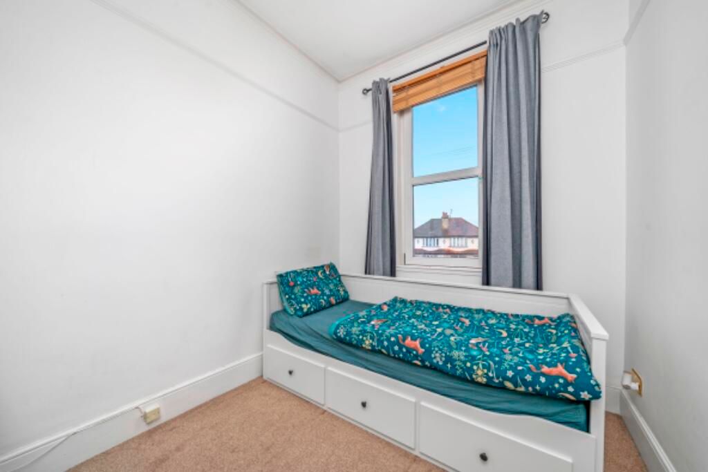 Property photo 3 of 18 Photo 2